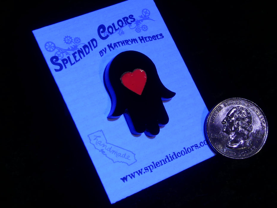 Hamsa Pin in Black with Red Heart