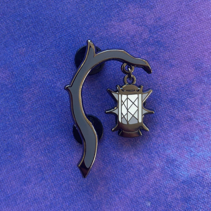 Moonlantern Pin