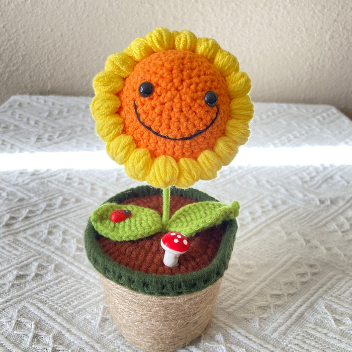 Handmade Crochet Happy Sunflower Pot (2 sizes)