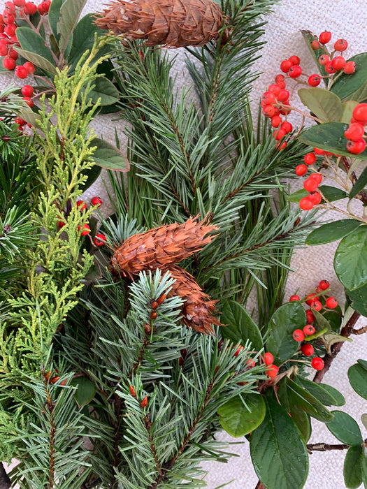 Loose Christmas foliage
