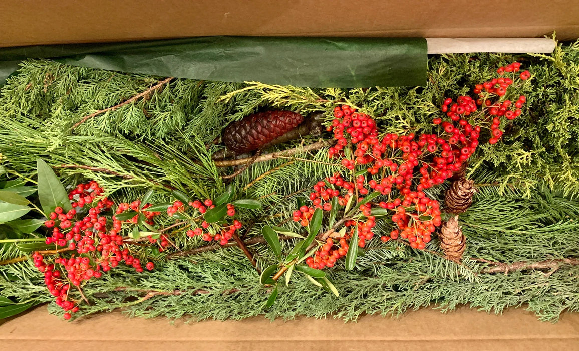 Loose Christmas foliage