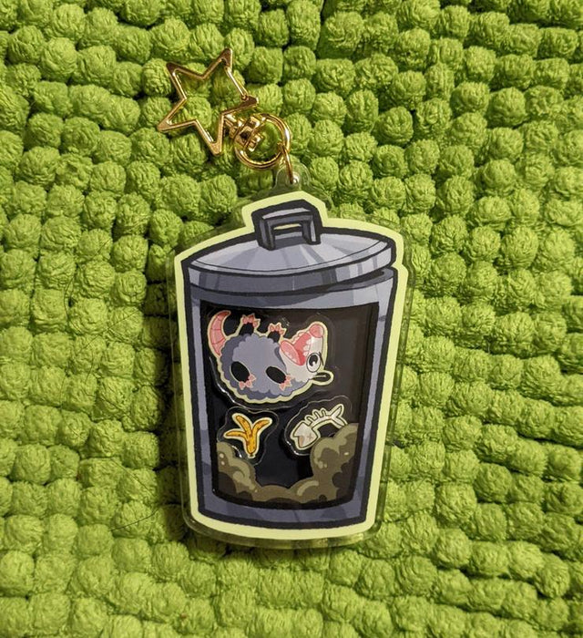 Opossum Shake Charm