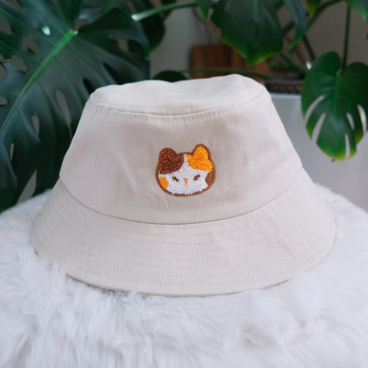 Embroidered Bucket Hat Calico Khaki