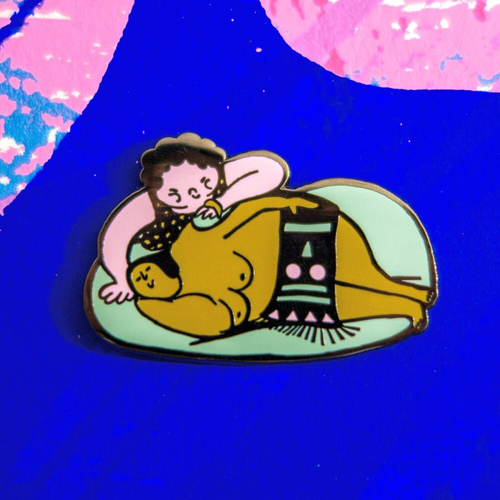 We Love Massage | Cute enamel cloisonne pins | Take care of your body | Girl's empowerment | Harumo Sato |