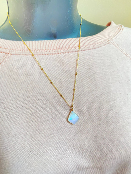Moonstone pendant, rainbow flash pendant, 14k filled gold necklace, length 18inch, anti tarnish chain