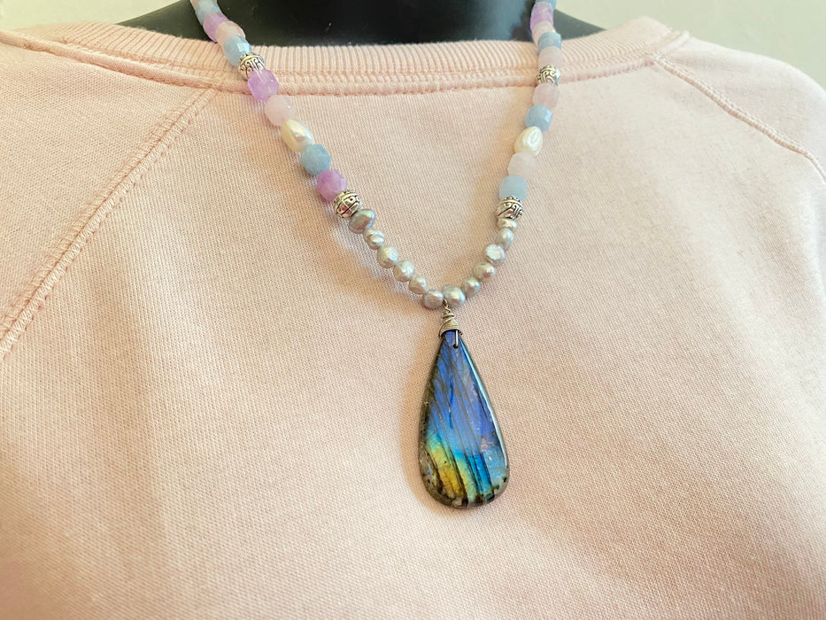 Statement necklace, labradorite necklace, bohemian necklace , gifts for her , gemstone necklace, morganite necklace