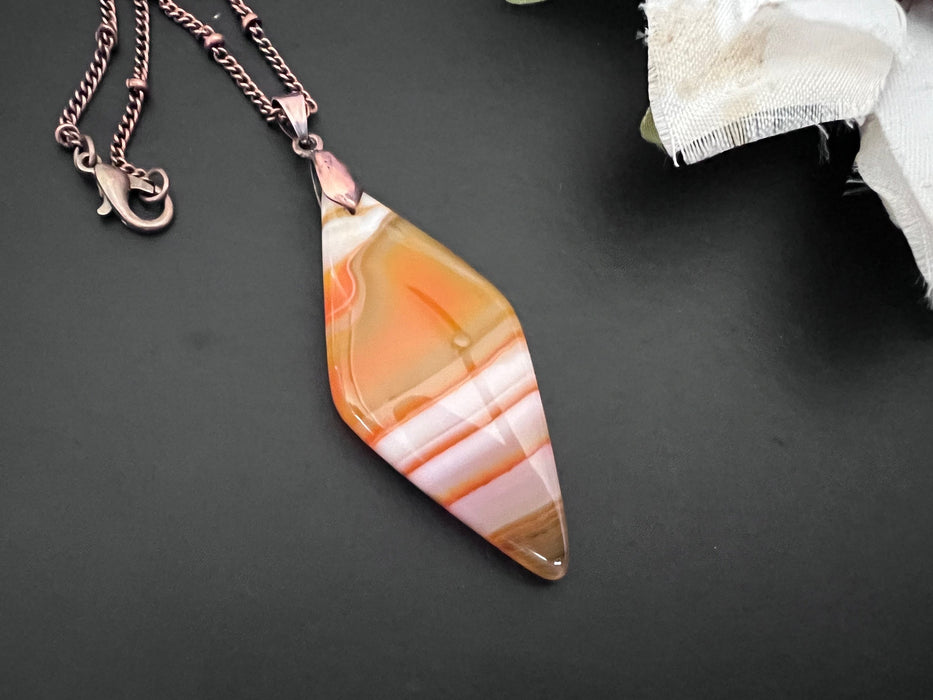 Banded agate pendant , gifts for her, layering necklace, copper chain, orange pendant , natural stone pendant