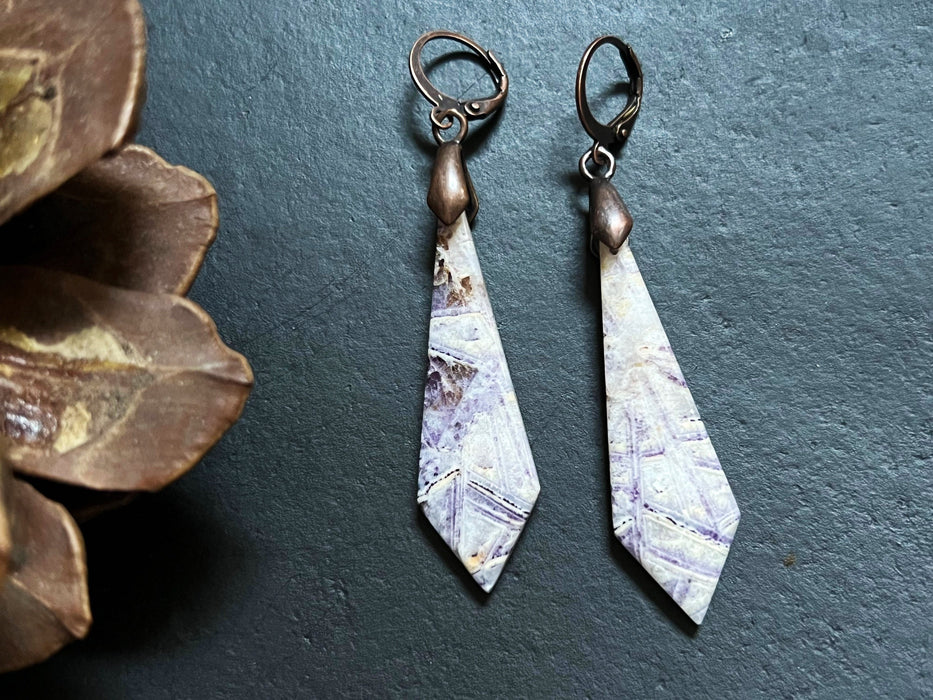Purple lace Agate earrings/ natural stone jewelry/ unique earrings / gifts for women/ agate earrings/ long earrings