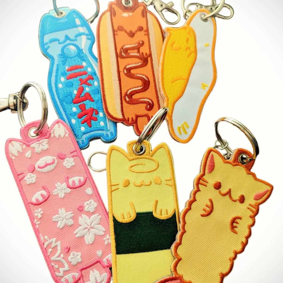 Cute Cat Embroidered Tag Keychain - Kawaii neko jet tags (Tamago